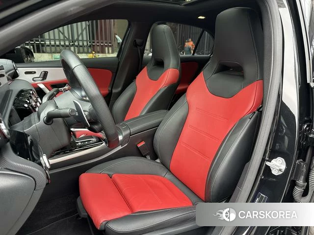 Mercedes-Benz AMG A-Class 2023 Черный из Китая