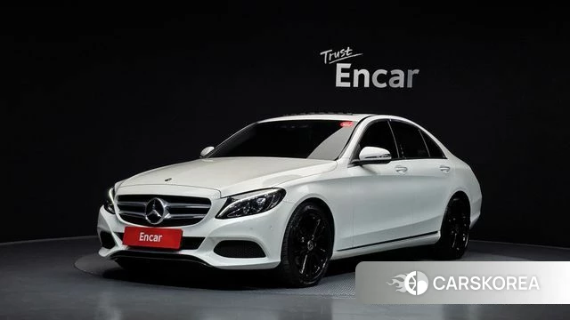 Mercedes-Benz C-Class W205 2018 Белый из Кореи