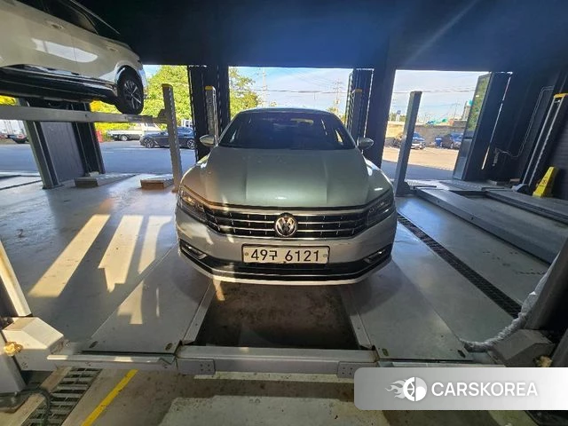 Volkswagen The New Passat 2018 Серебряный из Кореи