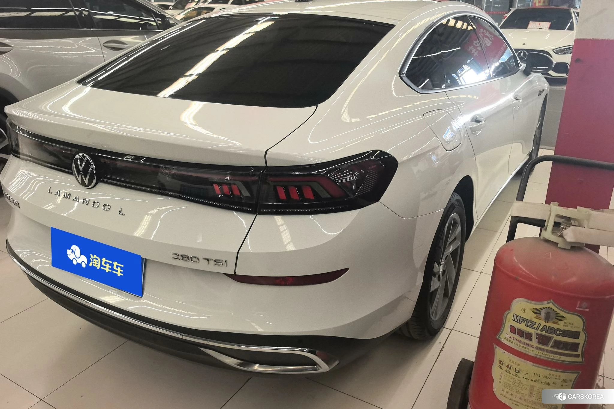 Volkswagen Lamando 2023 Белый из Китая