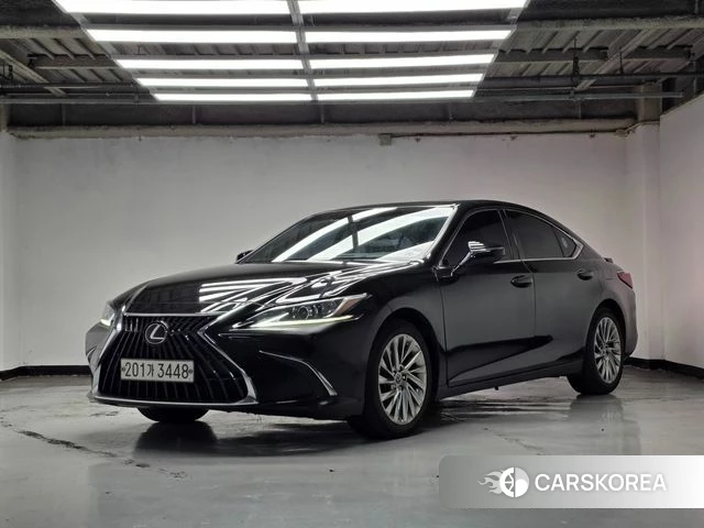 Lexus ES300h 7th generation 2021 Черный из Кореи