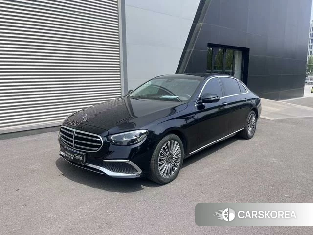 Mercedes-Benz E-Class 2023 Черный из Китая