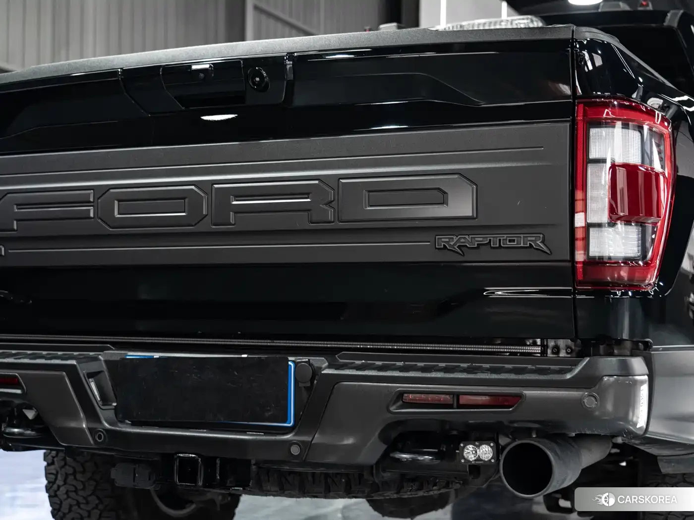 Ford F-150 2023 Черный из Китая