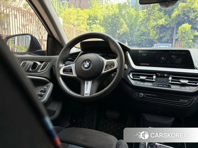 BMW 2 series 2023 Белый из Китая