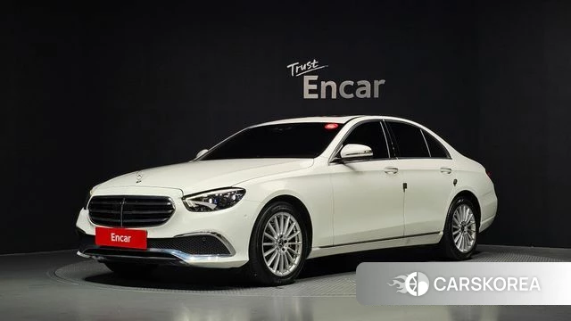 Mercedes-Benz E-Class W213 2021 Белый из Кореи