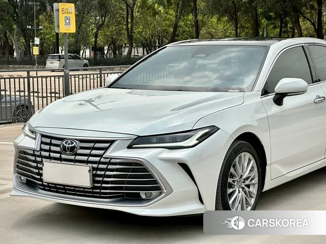 Toyota Avalon 2025 Белый из Китая