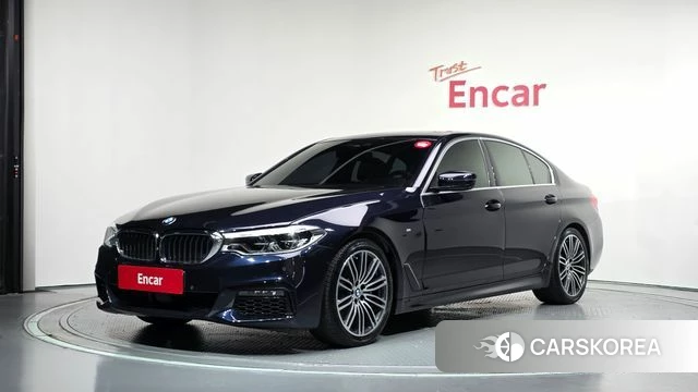 BMW 5 Series (G30) 2019 Черный из Кореи
