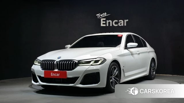 BMW 5 Series (G30) 2022 Белый из Кореи