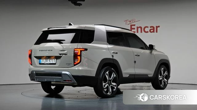 Ssangyong The New Torres 2025 Серебристо-серый из Кореи