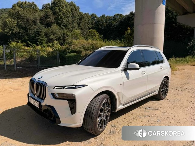 BMW X7 (G07) 2023 Белый из Кореи