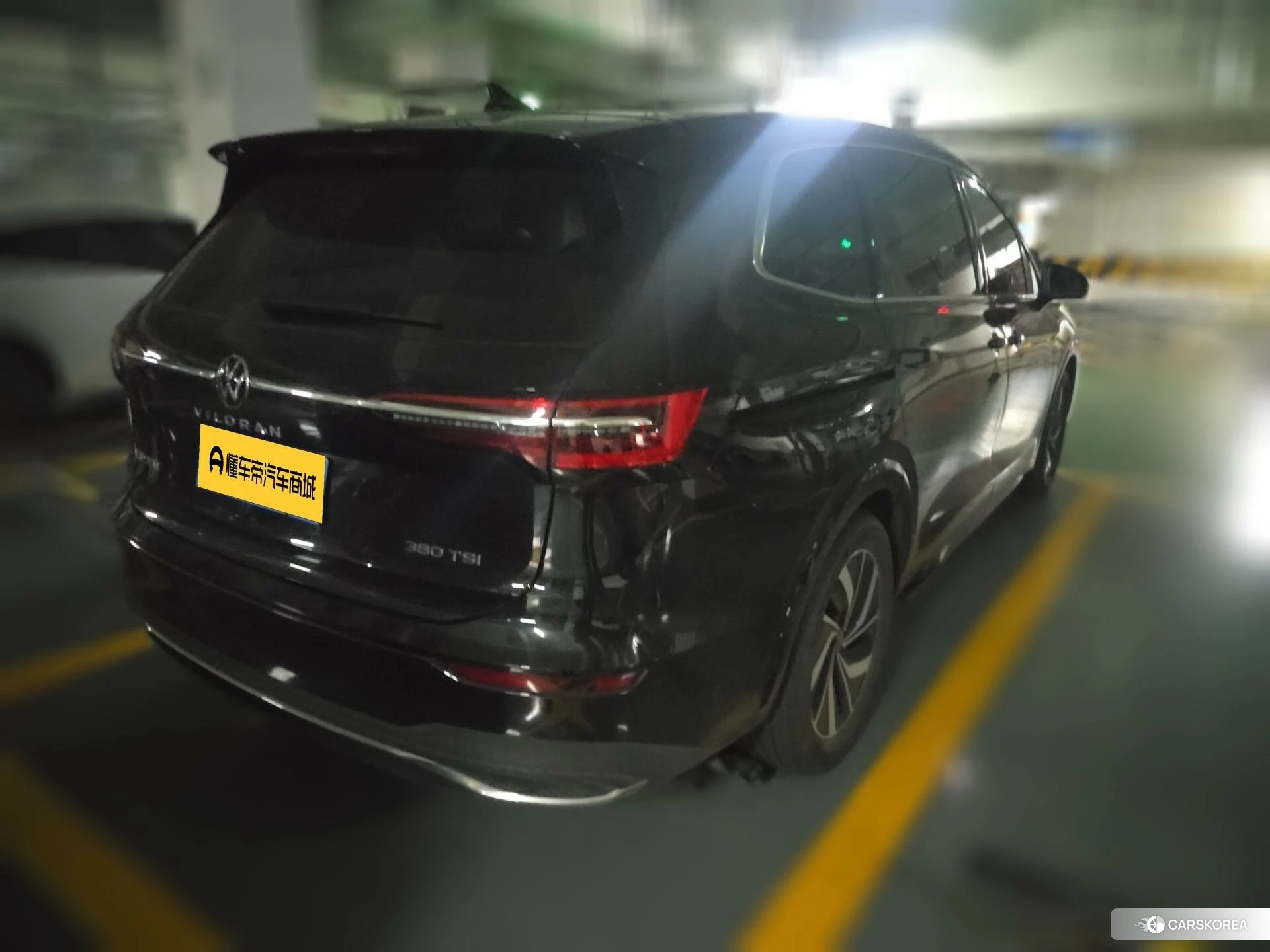 Volkswagen Viloran 2022 Черный из Китая