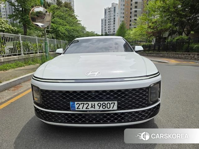 Hyundai Grandeur (GN7) 2024 Белый из Кореи