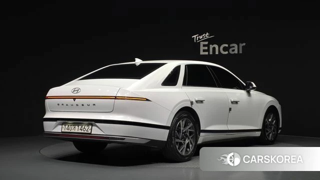 Hyundai Grandeur (GN7) 2022 Белый из Кореи