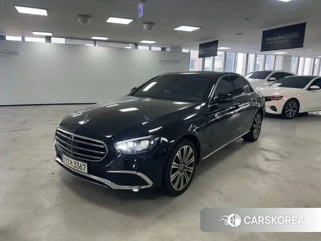 Mercedes-Benz E-Class W213 2023 Черный из Кореи
