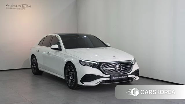 Mercedes-Benz E-Class W214 2026 Белый из Кореи