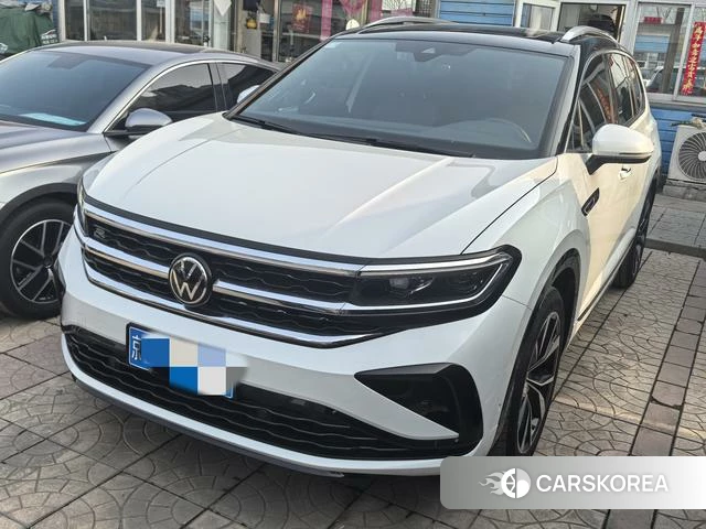 Volkswagen Talagon 2023 Белый из Китая