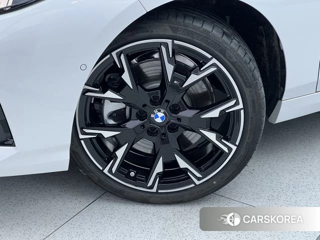 BMW 2 series 2026 Белый из Китая