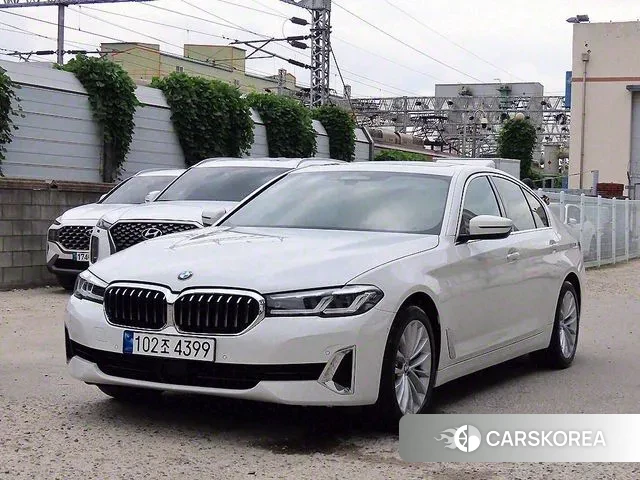 BMW 5 Series (G30) 2021 Белый из Кореи