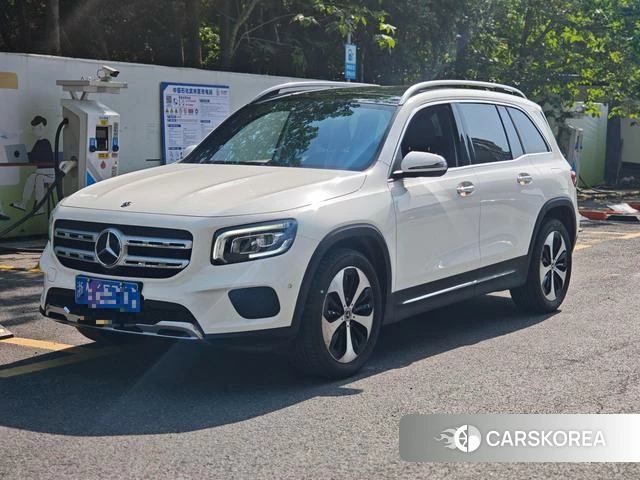 Mercedes-Benz GLB 2023 Белый из Китая