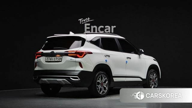 Kia Seltos 2019 Белый из Кореи
