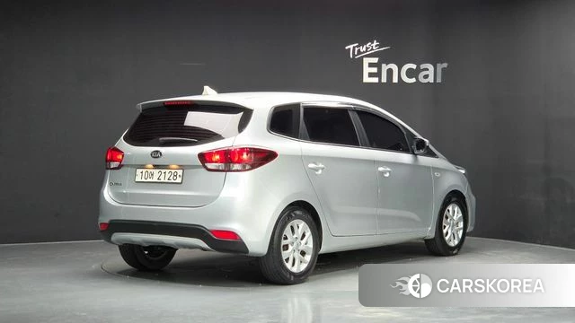 Kia The New Carens 2018 Серебряный из Кореи