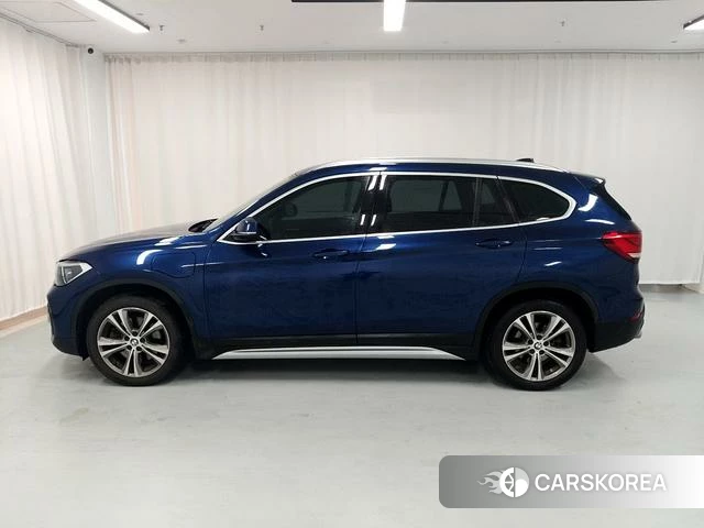BMW X1 2020 Синий из Китая
