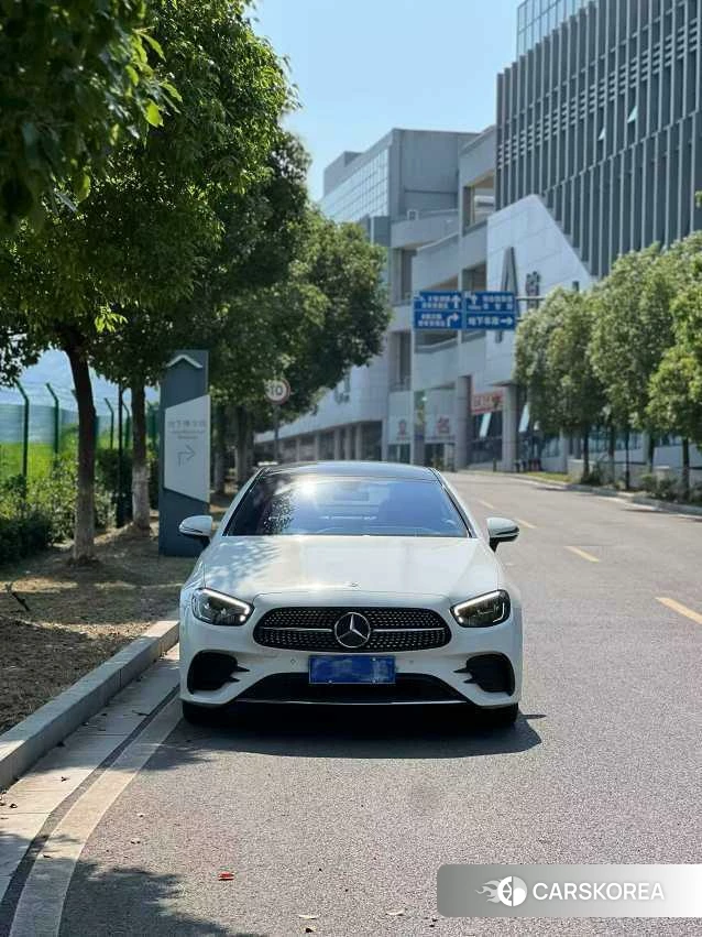 Mercedes-Benz E-Class 2020 Белый из Китая