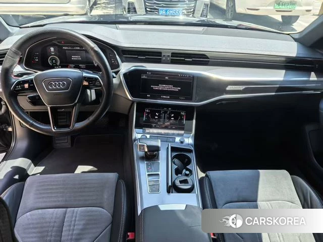 Audi A6L 2021 Черный из Китая