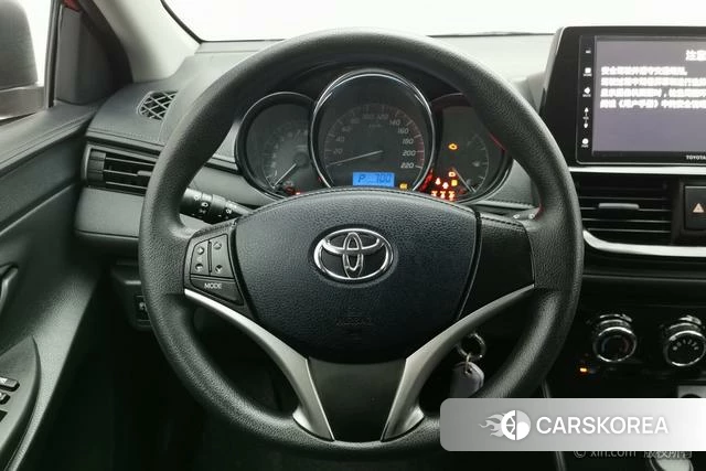 Toyota Vios 2023 Красный из Китая
