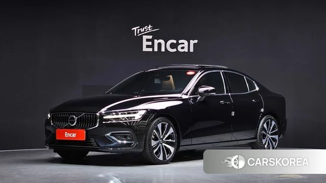 Volvo S60 3rd generation 2024 Черный из Кореи