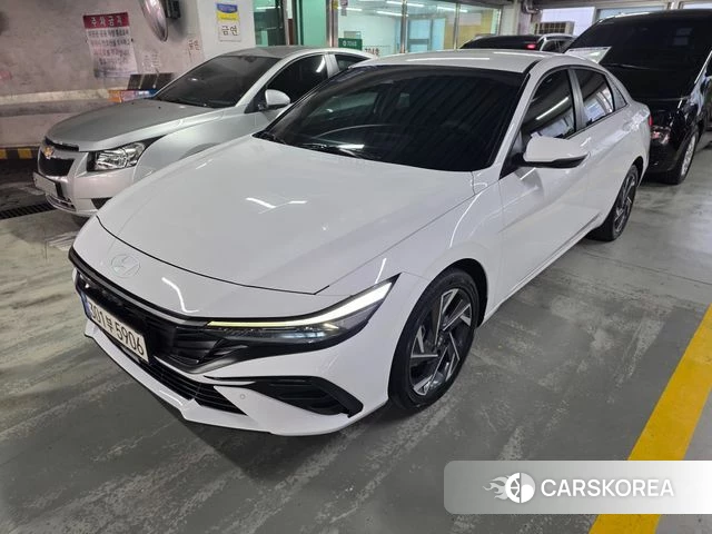Hyundai The New Avante (CN7) 2023 Белый из Кореи