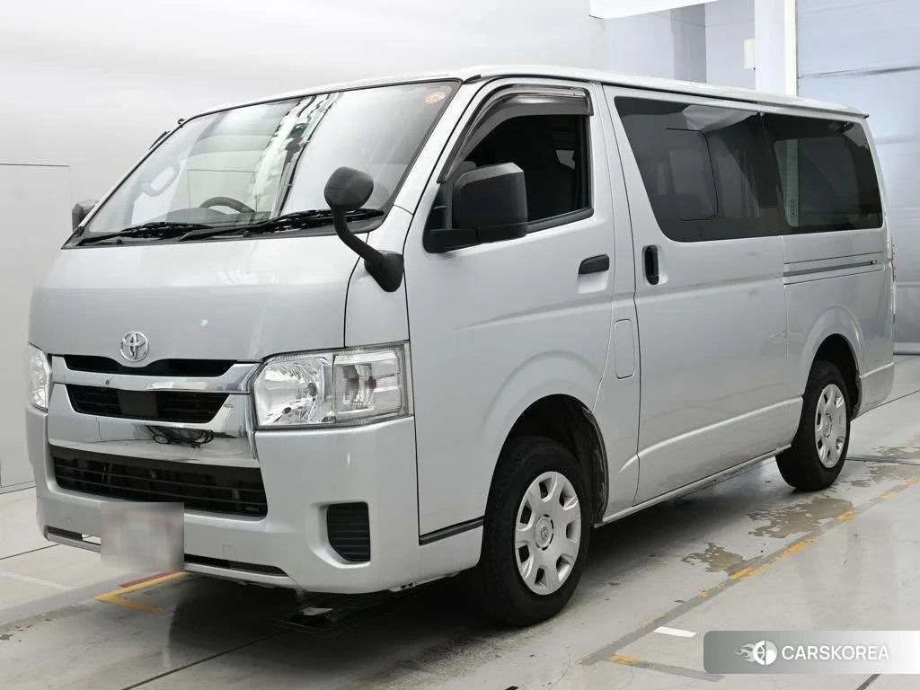Toyota HiAce Van 2021 из Японии