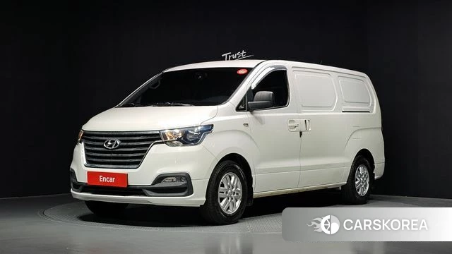 Hyundai The New Grand Starex 2018 Белый из Кореи