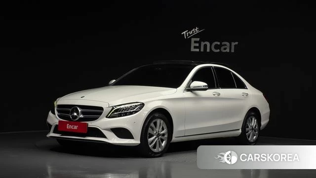 Mercedes-Benz C-Class W205 2020 Белый из Кореи