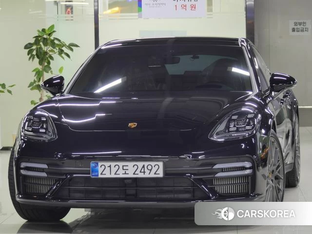 Porsche Panamera (971) 2022 Черный из Кореи