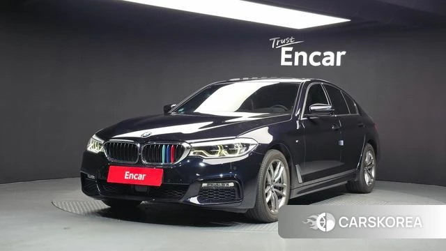 BMW 5 Series (G30) 2018 Черный из Кореи