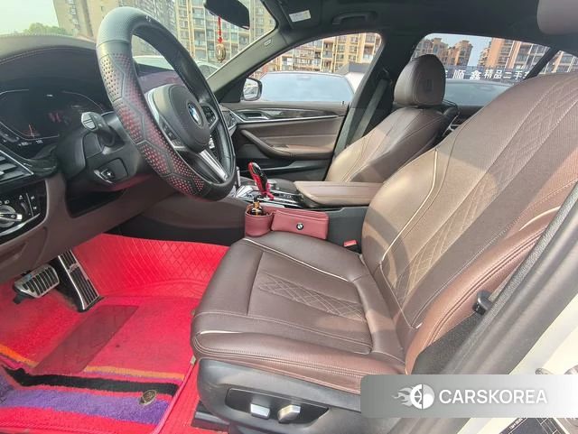 BMW 5 series 2021 Белый из Китая