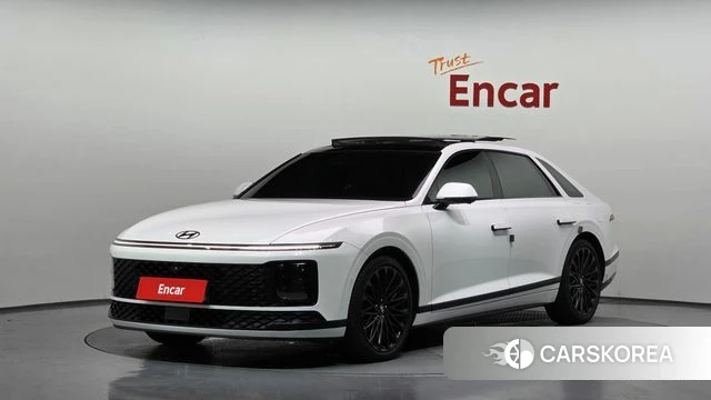 Hyundai Grandeur Hybrid (GN7) 2023 Белый из Кореи