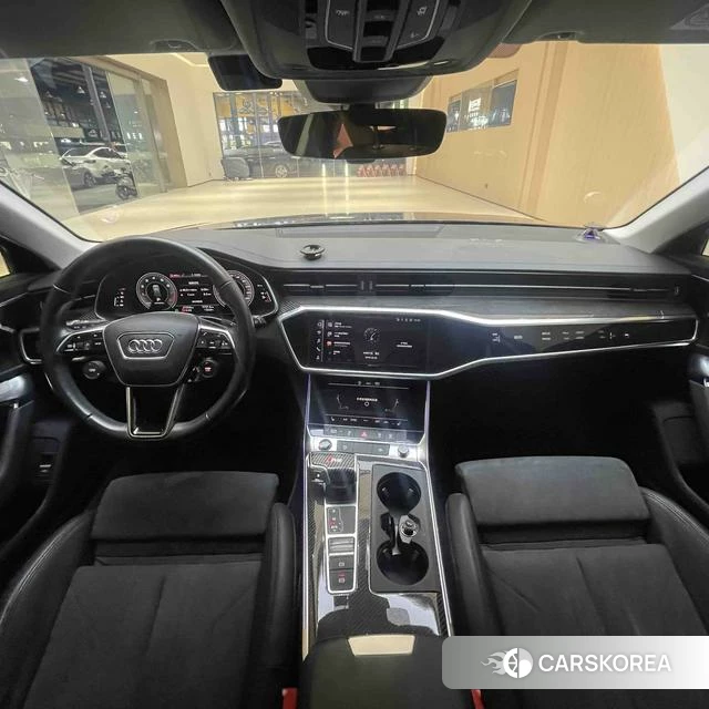 Audi A6 2023 Темно-серый из Китая