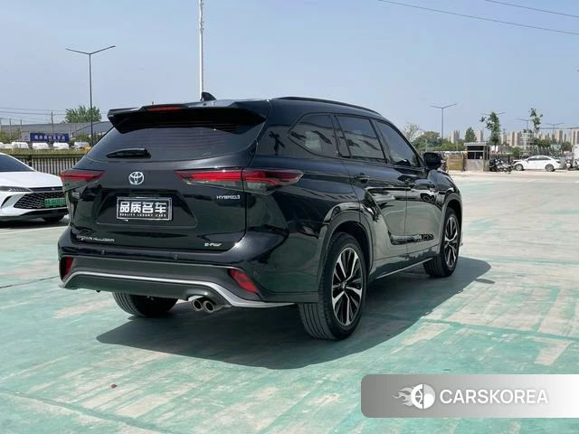 Toyota Crown 2024 Черный из Китая