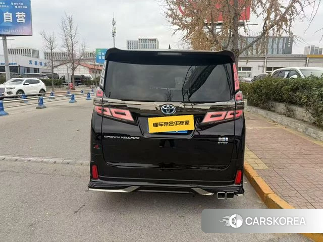 Toyota Vellfire 2023 Черный из Китая