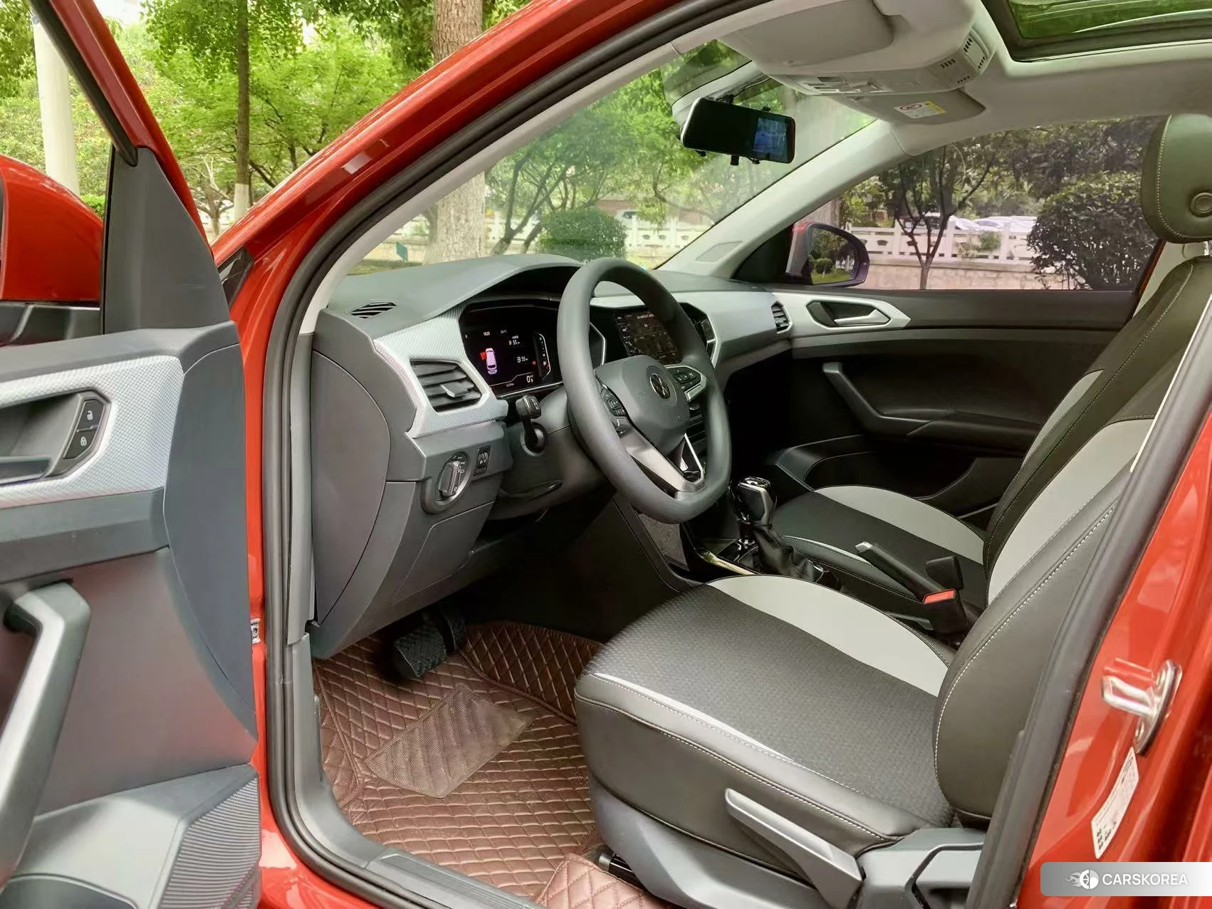 Volkswagen Tacqua 2021 Красный из Китая