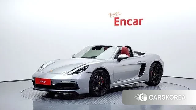 Porsche 718 Boxster 2024 Серебряный из Кореи