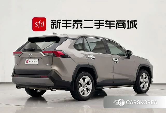 Toyota RAV4 2020 Темно-серый из Китая