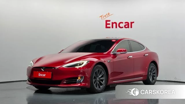 Tesla Model S 2019 Красный из Кореи