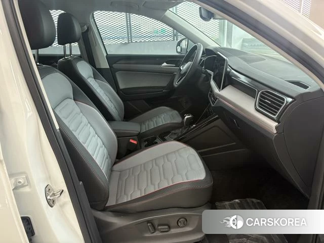 Volkswagen Tayron 2023 Белый из Китая