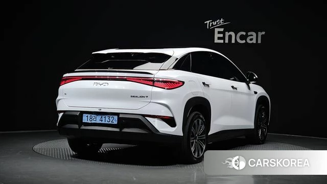 BYD Sea Lion 7 2026 Белый из Кореи