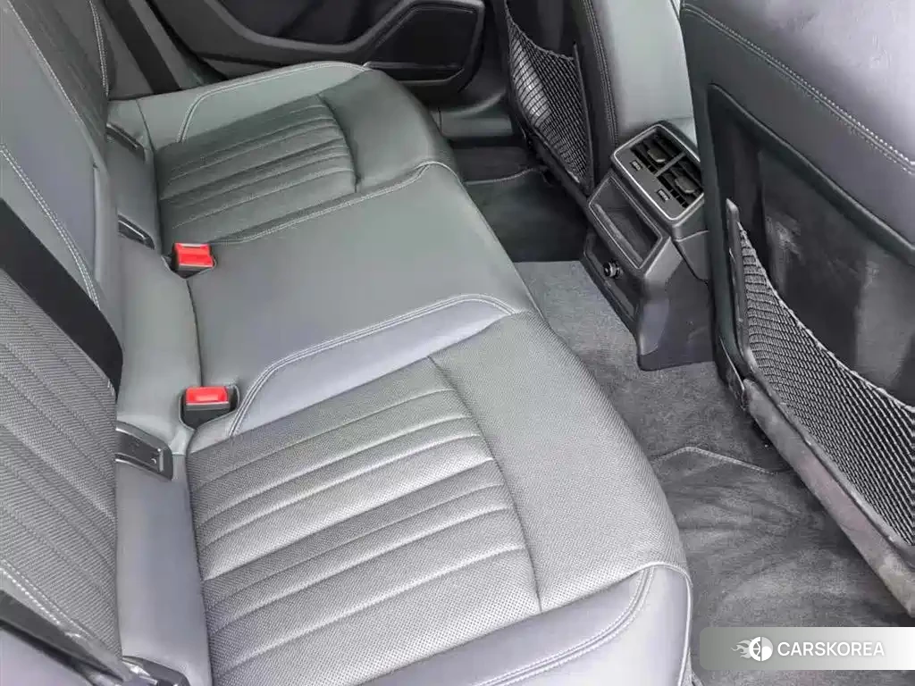 Audi A6 2025 Черный из Китая