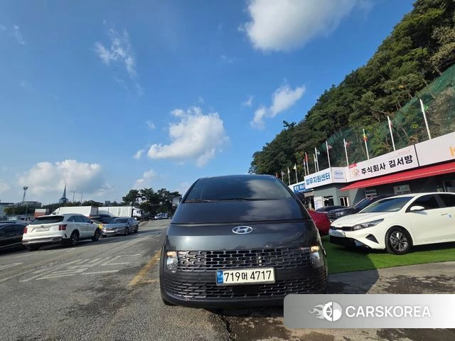 Hyundai Staria 2023 Серый из Кореи