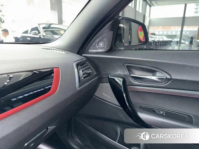 BMW 2 series 2021 Белый из Китая